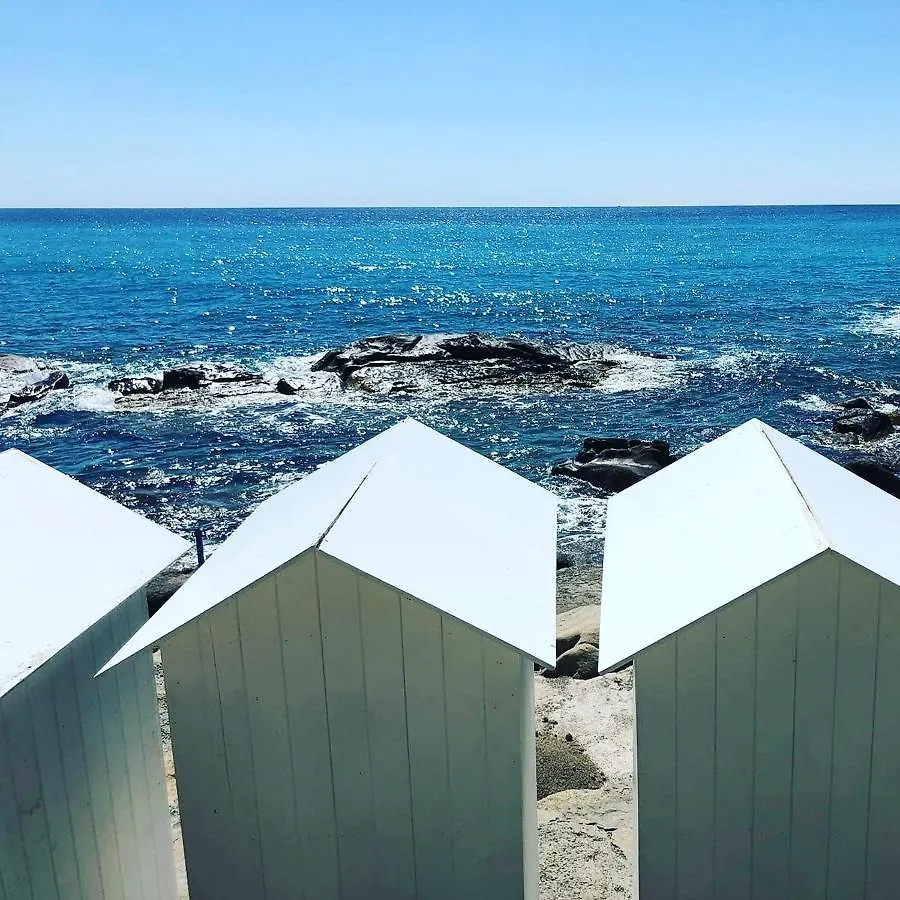 Vialunga Apartment In The Old Town Bordighera